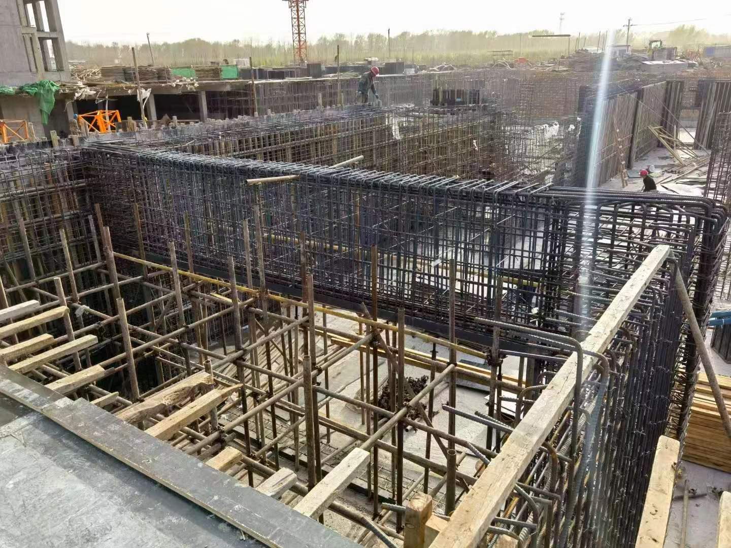 净潭乡建筑基础筏板施工时混凝土有哪些常见问题?